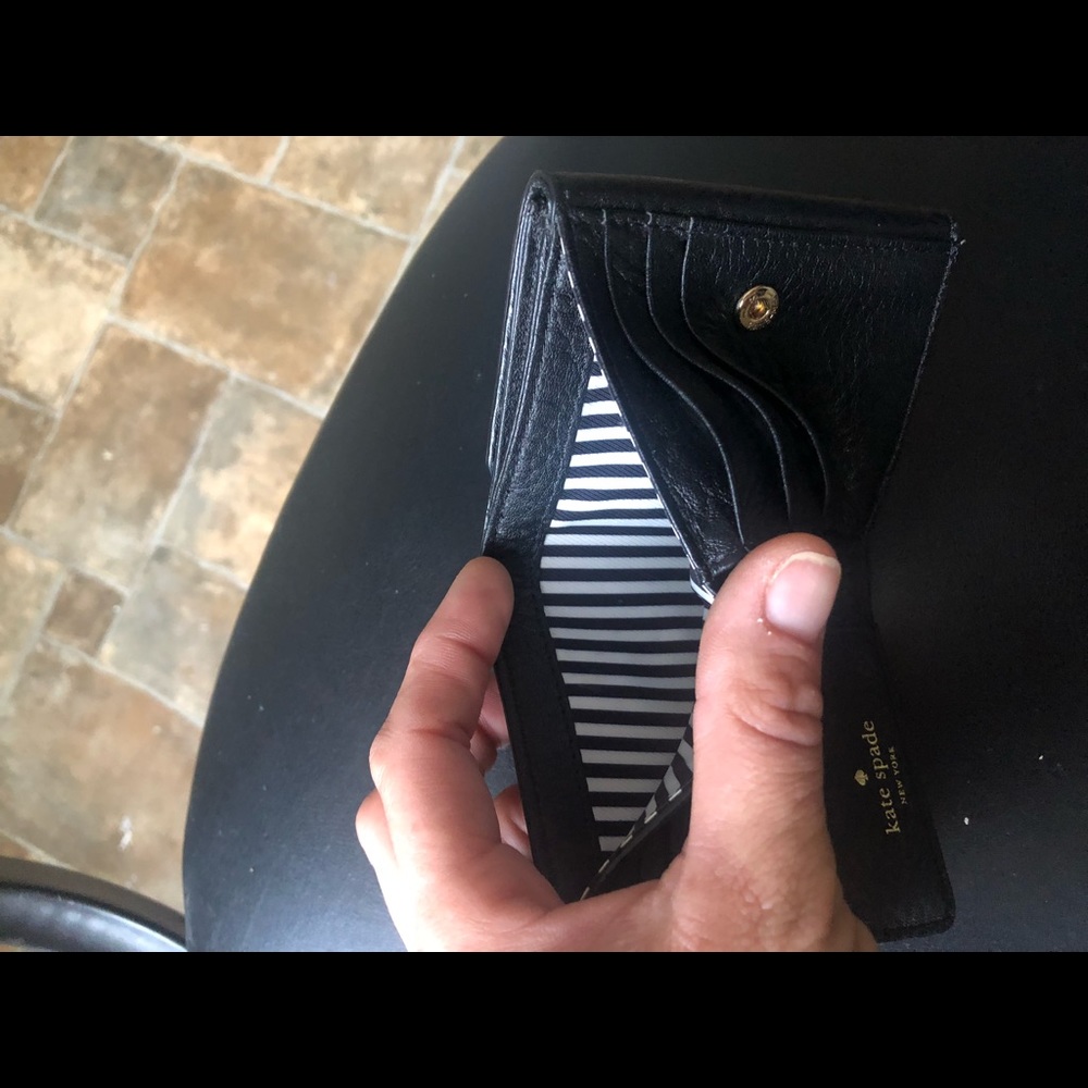 black leather wallet never used no tags very soft - Picture 7 of 8